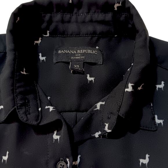 BANANA REPUBLIC Cute Llama Shirt‎ Blouse Top Classic Fit Size XS Novelty Print - Picture 3 of 8